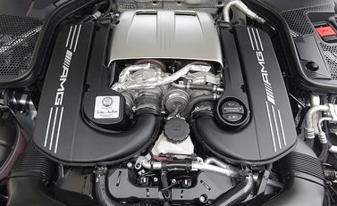 Mercedes-Benz C Class C63 Coupe Premium 22