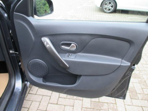 Dacia Sandero Stepway 0.9 TCe Comfort Euro 6 (s/s) 5dr 41