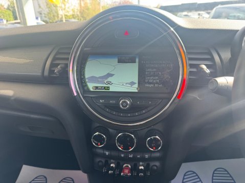 Mini Hatch 1.5 Cooper D Auto Euro 6 (s/s) 5dr 22