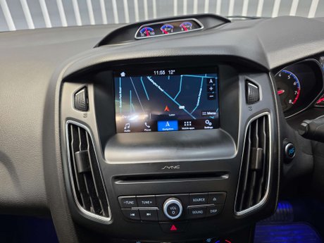 Ford Focus 2.3T EcoBoost RS Hatchback 5dr Petrol Manual AWD Euro 6 (s/s) (350 ps) 11