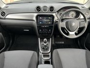 Suzuki Vitara SZ-T BOOSTERJET MHEV 3