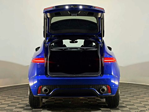 Jaguar E-Pace E-PACE R-DYNAMIC HSE 9