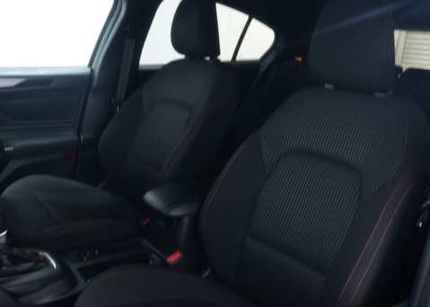 Ford Focus 1.0 Focus ST-Line MHEV Auto 5dr 42