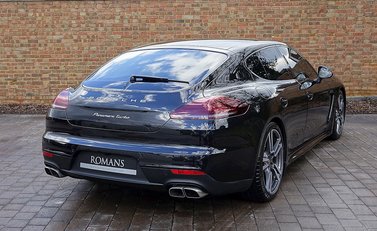 Porsche Panamera Turbo 2