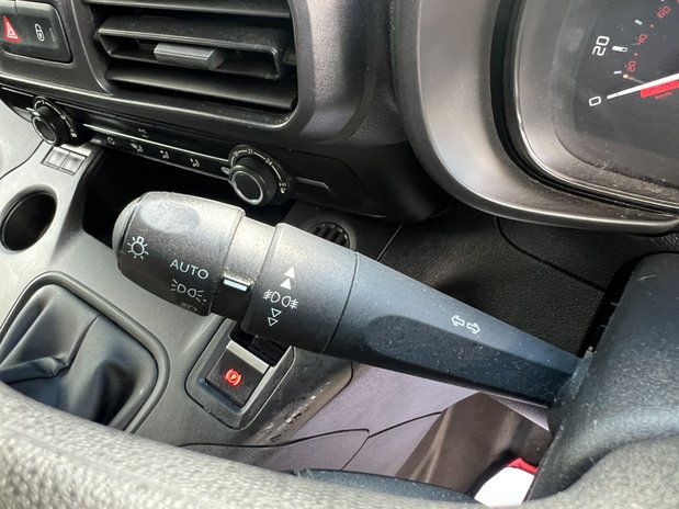 Citroen Berlingo SWB L1H1 Low Roof Enterprise Air Con Cruise Sensors EURO 6 NO VAT 37