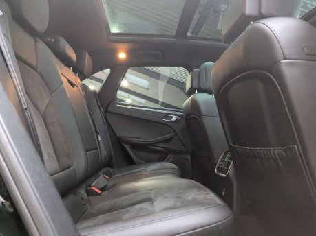 Porsche Macan 2.0 Macan Semi-Auto 4WD 5dr 65