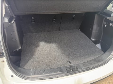Suzuki SX4 S-Cross SZ-T 13