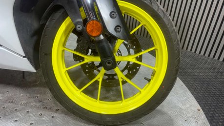 Yamaha R125 2019 NEW SHAPE ONLY 10K RUNNING LIGHT PROJECT SPORTS BIKE 125CC 18