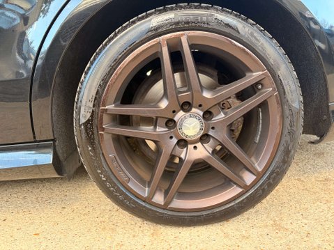 Mercedes-Benz E Class 2.1 E220 AMG Night Edition Premium Bluetec Auto 5dr 28