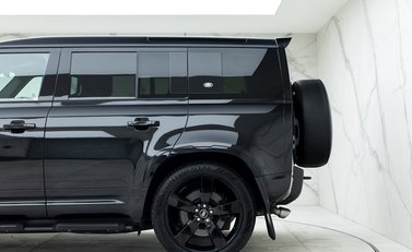 Land Rover Defender 110 V8 30