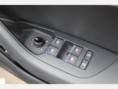 Audi A6 TDI S LINE BLACK EDITION MHEV 18