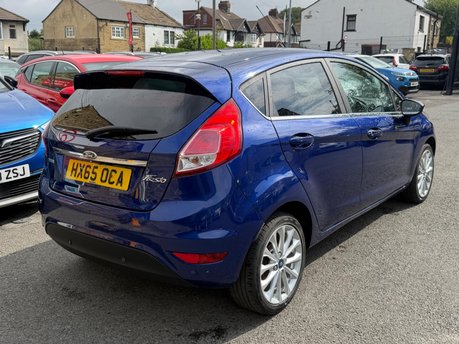 Ford Fiesta TITANIUM X 6