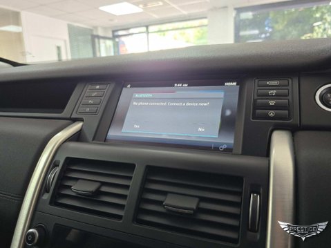 Land Rover Discovery Sport 2.0 TD4 SE Tech Auto 4WD Euro 6 (s/s) 5dr 36
