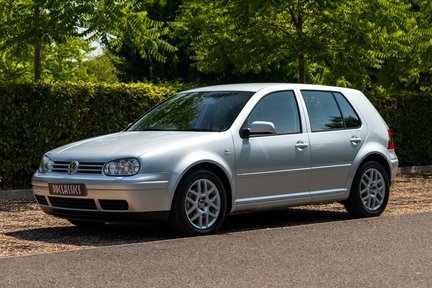 Volkswagen Golf GTI 1