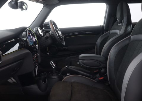 Mini Hatch 2.0 Cooper S Sport Auto 3dr 41