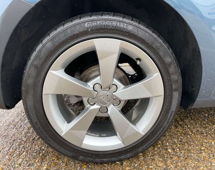 Audi A1 1.0 A1 Sport Nav TFSI Semi-Auto 3dr 14