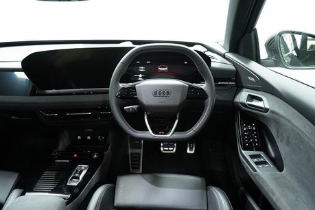 Audi E-Tron 100kWh S Edition 1 SUV 5dr Electric Auto quattro (490 ps) 9
