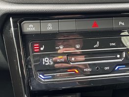 Volkswagen T-Roc 1.5 T-Roc R-Line TSI Semi-Auto 5dr 54