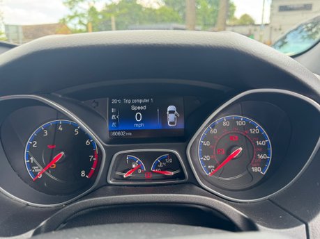 Ford Focus RS 2.3T EcoBoost RS Hatchback 5dr Petrol Manual AWD Euro 6 (s/s) (350 ps) 9