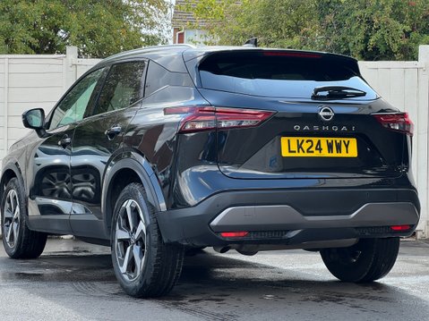 Nissan Qashqai 1.3 DIG-T MHEV N-Connecta SUV 5dr Petrol Hybrid Manual Euro 6 (s/s) (140 ps 8