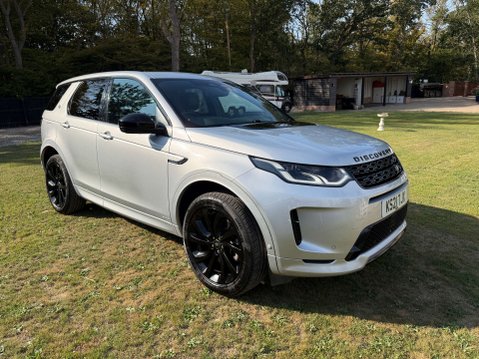 Land Rover Discovery Sport 2.0 Discovery Sport R-Dynamic HSE D MHEV Auto 4WD 5dr 12