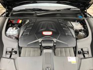 Porsche Cayenne 4.0 V8 GTS TIPTRONIC 1 owner with 45000m and £25000 of factory options 11