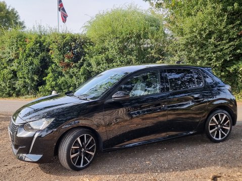 Peugeot 208 PURETECH ALLURE S/S 8