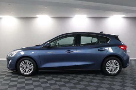 Ford Focus TITANIUM 17