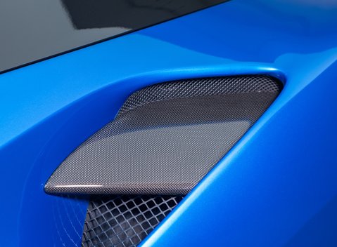 Ferrari 488 SPIDER 43