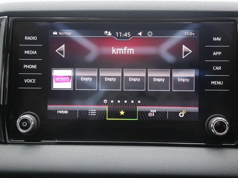 Skoda Karoq 1.5 TSI ACT SportLine DSG Euro 6 (s/s) 5dr 15