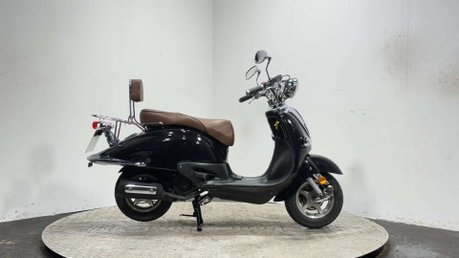 Zongshen ZS AURORA VALENCIA DB 125 2025 2K RUNNING 125CC SCOOTER BIKE 1