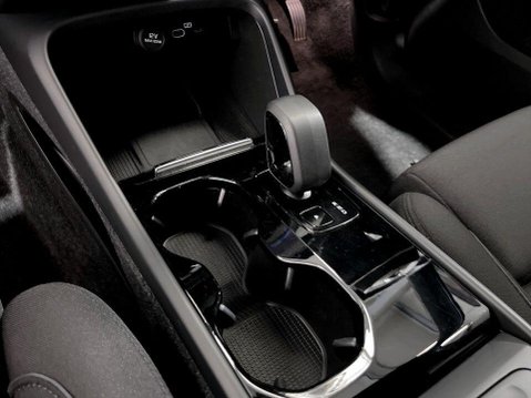 Volvo XC40 Recharge 69kWh Plus SUV 5dr Electric Auto (231 ps) 17