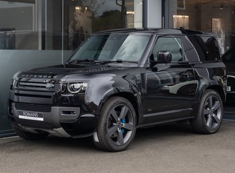 Land Rover Defender 90 V8 P525 2