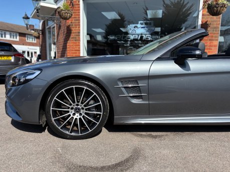 Mercedes-Benz SL Series 3.0 SL400 V6 Grand Edition Convertible 2dr Petrol G-Tronic+ Euro 6 (367ps) 5