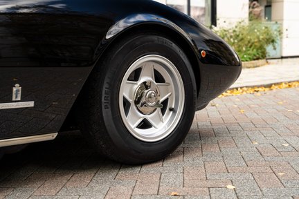 Ferrari 365 GTC/4 11