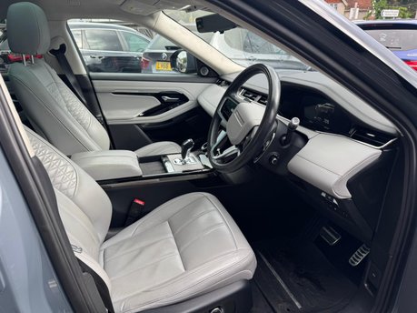 Land Rover Range Rover Evoque 1.5 P300e 12.2kWh Autobiography 5dr Petrol Plug-in Hybrid 4WD Euro 309 ps 29
