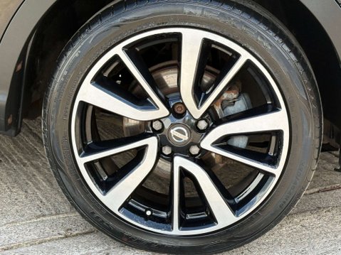 Nissan Qashqai 1.6 Qashqai Tekna dCi CVT 5dr 11