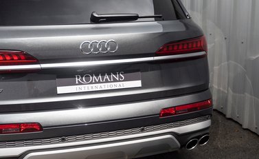 Audi SQ7 28