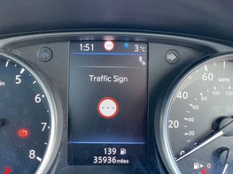 Nissan Qashqai 1.3 Qashqai N-Connecta DiG-T 5dr 24