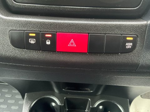 Citroen Relay 2.0 BlueHDi 35 Enterprise L3 High Roof Euro 6 5dr 31