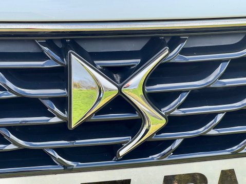 DS DS 3 PURETECH CONNECTED CHIC 13