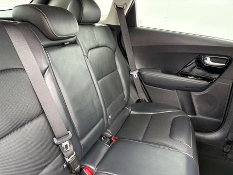 Kia Niro 1.6 Niro 4 HEV Semi-Auto 5dr 30