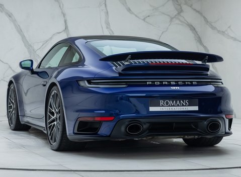Porsche 911 Turbo (992) 10