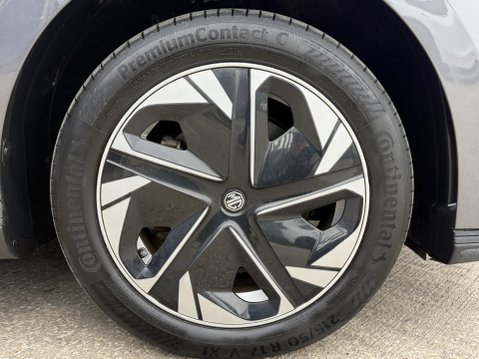 MG MG4 64kWh SE Long Range Hatchback 5dr Electric Auto (203 ps) 14
