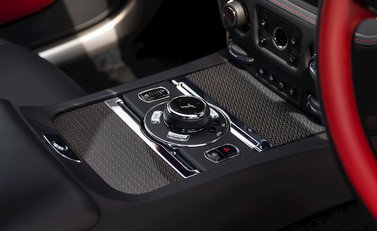 Rolls-Royce Wraith Black Badge 18