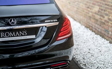 Mercedes-Benz S Class S 65 L Saloon 29