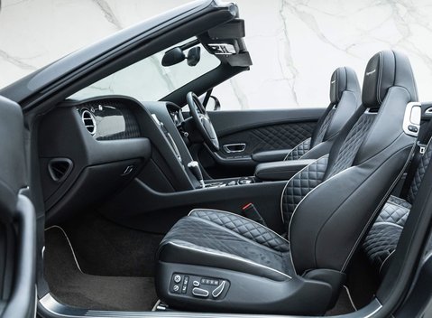 Bentley Continental Supersports Convertible 15