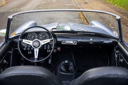 Alfa Romeo 2000 Touring Spider 19