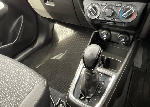 Suzuki Swift 1.2 Dualjet Hybrid SZ-T AUTO 23