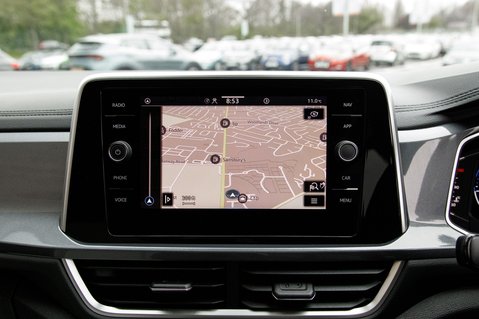 Volkswagen T-Roc STYLE TSI DSG 24